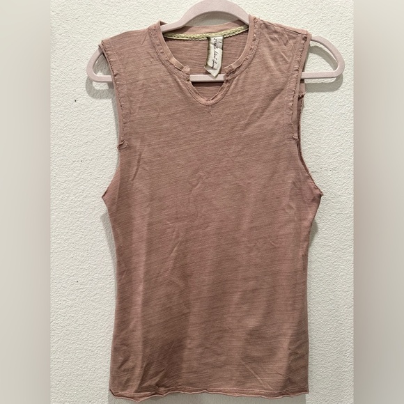 Aratta Tops - NWOT Aratta Distressed Ribbed Tank - Mauve